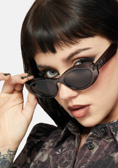 Sabre Dagger Oval Sunglasses 1